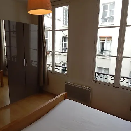 Pastourelle2 * Paris